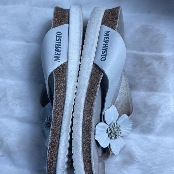 Mephisto Leather off white thong cork wedge sandals with floral accent EUR 38 - Picture 8 of 9